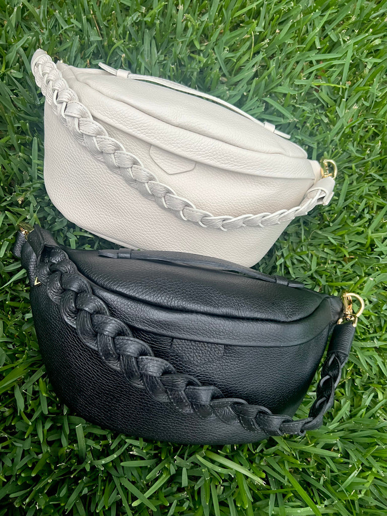 Delilah Hobo - Black **pre-order**