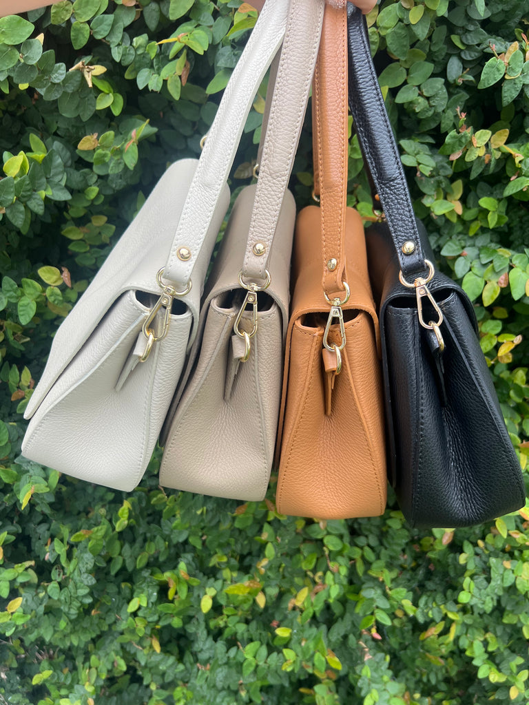 Cream saddle online bag